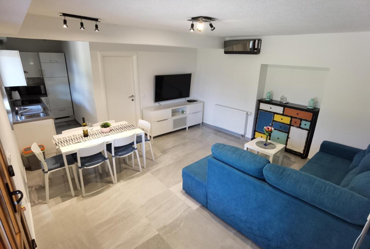Apartman Bura 珀塞达耶 外观 照片